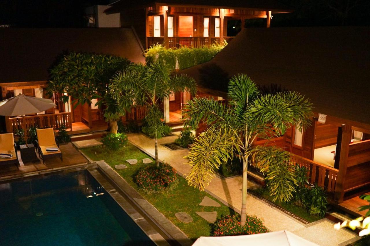 La'Villaris Hotel & Resto Kuta  Bagian luar foto